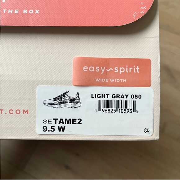 New Box Easy Spirit Tame 2 Slip-On Sneakers Light Gray Women's Shoes US Sz 9,5 W - Picture 6 of 6